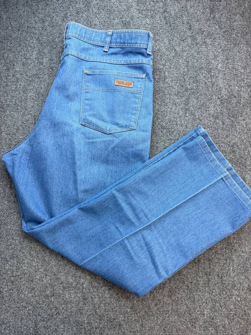 Vintage Comfort Action Sports Men’s 42x30 Light Wash Straight Leg Jeans